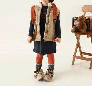Completo Invernale Bambina – Maglia Lunga in Maglia Spessa, Pantaloni in Cotone Caldo e Gilet in Maglia - Klotheds